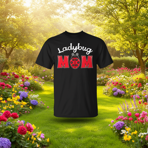 Camiseta Ladybug Mom, roja y negra, regalo del día de la madre para mujer - Product Image 3