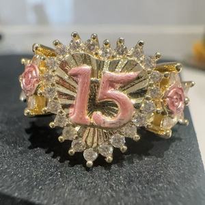 Anello Regolabile in Rame di Alta Qualità con Corona di Zirconi per Cerimonia dei 15 Anni, Regalo per Ragazze e Adulti, Gioielli per Feste - Product Image 1