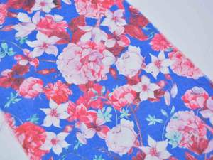 Voile suisse japonaise <span class=keywords><strong>en</strong></span> polyester imprimé floral numérique personnalisé pour une utilisation <span class=keywords><strong>en</strong></span> extérieur par <span class=keywords><strong>les</strong></span> filles, <span class=keywords><strong>les</strong></span> femmes soudanaises, <span class=keywords><strong>les</strong></span> toub, <span class=keywords><strong>les</strong></span> dirac somaliens - Product Image 4