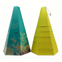 Boîte cadeau rigide multicouche en forme de tour hexagonale écologique personnalisée pour Noël, avec estampage à chaud pour chocolats et cadeaux de fêtes