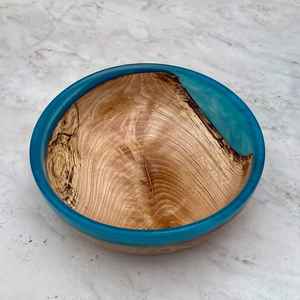 Bol en résine de bois pour la décoration de la maison, bol élégant multi-usages pour servir, présenter ou offrir en cadeau - Product Image 3