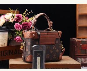 Loumixer di lusso da donna in PVC <span class=keywords><strong>Messenger</strong></span> Tote borsa di <span class=keywords><strong>nuovo</strong></span> arrivo chiusura a cerniera fodera impermeabile in poliestere Design alla moda - Product Image 6