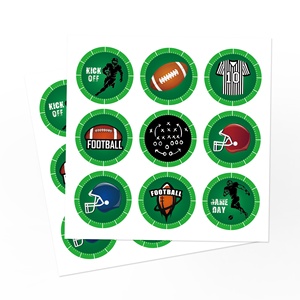 Ensemble de 24 sacs cadeaux en papier pour le football américain, design personnalisé, sacs à friandises pour le football, décorations pour fête d'anniversaire sur le thème du football - Product Image 3