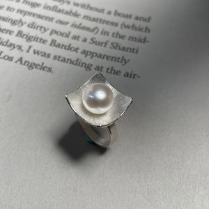 Bague en argent pur S925, design minimaliste de luxe léger, classique, avec une seule perle, pour femmes, bague tendance haut de gamme - Product Image 2