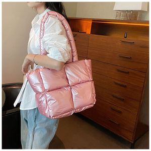 Women's High-End Fashion Cotton Tote Shoulder Bag Large Capacity Quilted Handbag With <b>Square</b> Design Luxury Style Customized Logo - Product Image 3