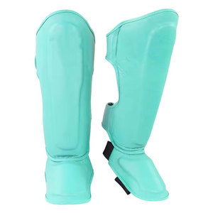 Protections de tibias professionnelles en cuir pour Muay Thai, taille adulte, logo personnalisé, protection de haute qualité, prix bas, service OEM. - Product Image 1
