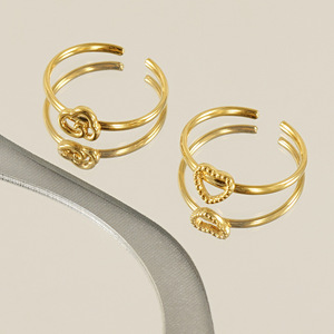 Anelli regolabili aperti in acciaio inossidabile placcato oro 18 carati ODM anelli impilabili con corona a forma di cuore di aeroplano con nuvola carina - Product Image 5