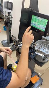 Máquina automática de fijación de uñas Pearl Jeans Nail Beading Riveting Setting Máquina de fijación de botones Jeans Máquina de fijación - Product Image 4