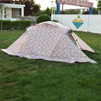 Tente de camping portable pour 2 personnes, double couche, avec poteaux en aluminium, 2 portes, moustiquaire, coupe-vent, imperméable, jupe complète, pour randonnée en plein air