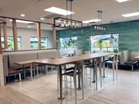 Tables et chaises de bar de restaurant sur mesure Mobilier de restaurant de qualité supérieure