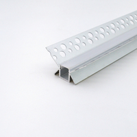 Profil LED en aluminium personnalisable 2M-4M dans différents styles et longueurs pour les supports de lampe et les bases