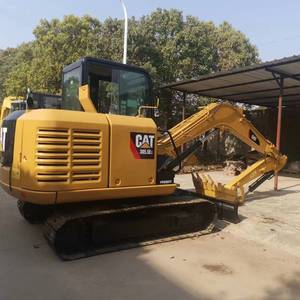 Excavadora Caterpillar 305.5E2 usada de 5.5 toneladas, original, bien mantenida, a bajo precio, para excavación municipal y construcción. - Product Image 5