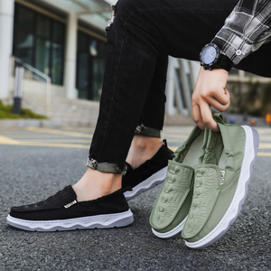 Mocasín plano ligero transpirable de marca personalizada de proveedor de China, zapatillas informales de talla 45 para caminar, zapatos de hombre con estilo