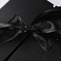 Boîte cadeau en carton rigide de luxe personnalisable avec logo, couleur personnalisable, revêtement UV, fermeture magnétique en éponge, écologique