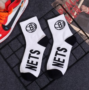 Calzini Sportivi Personalizzati con Logo, Design Cartoon, Alta Elasticità, Bianco e Nero, per Basket - Product Image 6