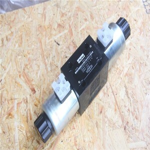 Vanne solénoïde Parker D3W004CNJW42, vanne de commande directionnelle hydraulique, 350 bars, vanne de réversal, corps en fonte - Product Image 5