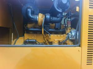 Niveleuse d'occasion Caterpillar 140K avec moteur Cummins et composants de pompe fabriqués au Japon - Product Image 3