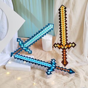 Épée pixel Mine Sword avec lumières LED diamantées, baguette sabre laser Minecraft, jouet mosaïque sonore et lumineux - Product Image 3
