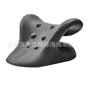 Oreiller de massage cervical bleu en forme de Y avec points d'acupression et aimants pour adultes - Product Image 5