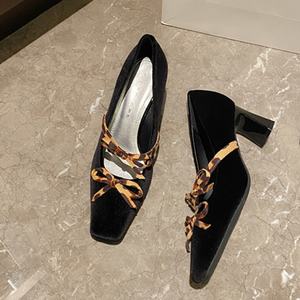 Escarpins en cuir nude à bout pointu pour femme, talon de 5 cm, idéaux pour l'été, les fêtes, les bureaux, les mariages et les occasions formelles - Product Image 6