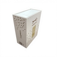 Boîte cadeau magnétique blanche de luxe avec estampage doré et insert en EVA