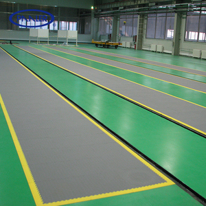 Carreaux de sol à emboîtement en vinyle PVC durable de 5.5mm Entrepôt de garage modulaire antidérapant et utilisation en atelier Protection ESD conçue en usine - Product Image 5