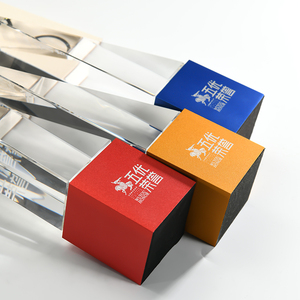 Trofeo de Metal Galvanizado de Lujo / Premio de Competición Personalizado |   Tarjeta de Autorización y Grabado Gratuito para Personal Destacado - Product Image 3