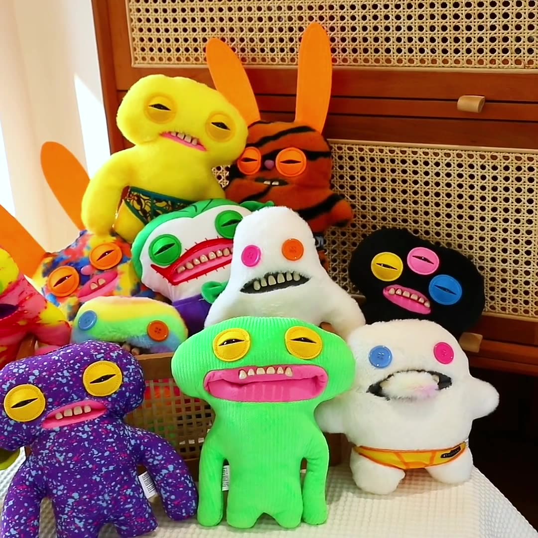 ✅　美品　モンスター　ぬいぐるみ　とてもレア チャーミングで心地よい醜いモンスターぬいぐるみは、お子様の喜びと