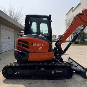Original Japanese <b>Used</b> <b>Machinery</b> KX057-5 KX057-4 6Tons <b>Used</b> Mini Digger with Hydraulic Quick Change for Landscaping - Product Image 2