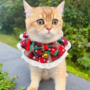 Pañuelo de encaje con lazo y campana para mascotas, estilo navideño, accesorio de cosplay para gatos y perros, decoración festiva de invierno - Product Image 1