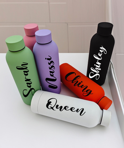 Bouteilles d'eau isothermes personnalisées gravées avec un nom, 500 ml, cadeau <span class=keywords><strong>personnalisé</strong></span> pour demoiselle d'honneur, gobelet en acier inoxydable monogramme - Product Image 5