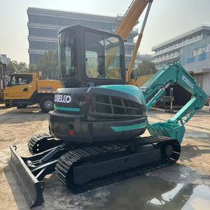 Mini-excavatrice d'occasion Kobelco SK55 de 5,5 tonnes, moteur Yanmar, modèle 2023, avec pompe à engrenages et roulement pour inspection vidéo, provenance Japon - Product Image 4