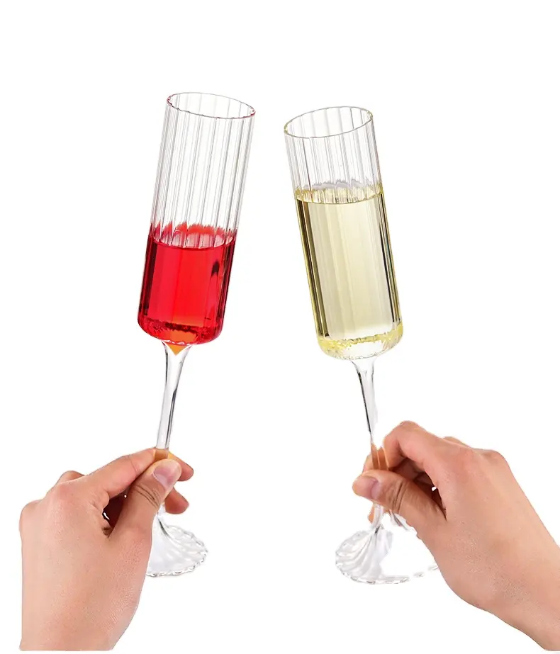 Bouteilles de vin rouge classiques personnalisées de luxe 150 ml gobelet en verre grand verre à champagne à tige