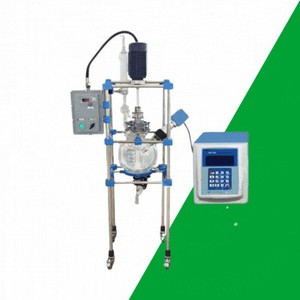 Cuve de réaction sous vide automatique de 1L à 5L en verre à double enveloppe pour pyrolyse, usage en laboratoire, économie d'énergie - Product Image 1