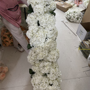 IFG venta al por mayor de flores blancas y algunas hojas de seda artificial hortensias corredor mesa de boda - Product Image 5