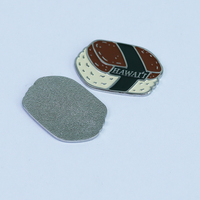 Marqueur de balle de golf en émail personnalisé de haute qualité Logo en relief Matériau en fer et en alliage de zinc durable Style sportif