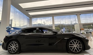 Denza Z9 DMI 1100 4WD MAX New Energy Car Portée imbattable de 1101km, Chargement Flash 800V, - Product Image 6