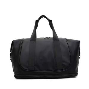 กระเป๋าเดินทางยิมแบบ unisex น้ำหนักเบา ผลิตจากโพลีเอสเตอร์ ทนทานต่อการใช้งาน เหมาะสำหรับการเดินทางระยะสั้น มีซิป ดีไซน์ทันสมัย กันน้ำ - Product Image 4