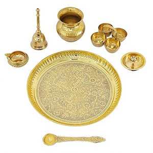 Ensemble de thali en laiton pour Puja avec lampe à huile, Diya, cloche et cuillère pour activités religieuses, design circulaire, matériau durable - Product Image 2
