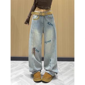 กางเกงยีนส์ขาบานทรงบูทคัทไซส์ใหญ่สำหรับผู้หญิง สไตล์วินเทจสีน้ำเงิน แต่งตะเข็บเก๋ๆ ทรงปกติ ใส่ได้ทุกวัน เหมาะกับฤดูใบไม้ผลิ ให้ลุคสตรีทสุดเทรนดี้ - Product Image 2