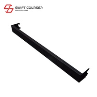 Support mural personnalisable en métal chromé pour accessoires, outils et vêtements, avec barre transversale et double fente pour panneau rainuré