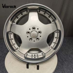 Roue forgée Viorock: Jantes sport-luxe: style boost et maniabilité pour Mercedes-Benz <span class=keywords><strong>C63</strong></span> <span class=keywords><strong>AMG</strong></span>, E63 <span class=keywords><strong>AMG</strong></span>, S63 <span class=keywords><strong>AMG</strong></span> - Product Image 1