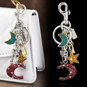 Lilangda luxe nouveau sac pendentif porte-clés vente chaude pendentif femme en gros bonne chance étoile lune lettre porte-clés - Product Image 1