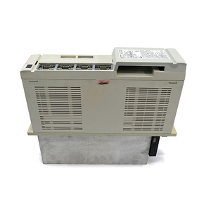 Unidad de Control de Potencia del Amplificador de Accionamiento MDS-B-V2-3535 - Product Image 5