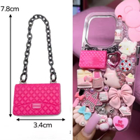 Lot de breloques en cuir miniatures rose vif avec logo de marque de créateur pour décoration de sacs, coques de téléphone, porte-clés, artisanat DIY pour maison de poupée