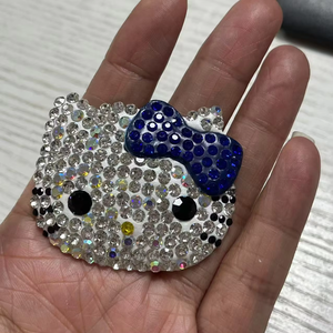 فراشة ماسية قوس شفاه قلب مصمم كيتي فاخر دب Ipadcase ديكور سحر سلسلة مفاتيح ديي قلادة الحرف اليدوية - Product Image 4