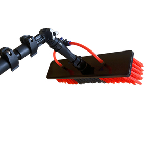 Qiyun aluminium longue portée télescopique alimenté en eau pôle panneau solaire brosse <span class=keywords><strong>de</strong></span> <span class=keywords><strong>nettoyage</strong></span> et équipement <span class=keywords><strong>de</strong></span> <span class=keywords><strong>nettoyage</strong></span> <span class=keywords><strong>de</strong></span> vitres pour usage domestique - Product Image 3