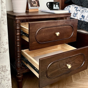 Mesa de Noche de Madera Maciza Estilo Vintage, Color Nogal, Mueble de Almacenamiento para Dormitorio - Product Image 3