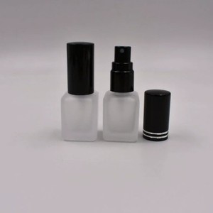 Frosted Foundation Sample <b>Bottle</b> 5Ml Square <b>Spray</b> <b>Empty</b> Plastic Travel Size - Product Image 2