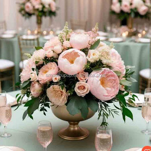 Grands centres de table décoratifs pour mariage, arrangements floraux en tissu pour les tables de mariage et la décoration de la maison - Product Image 1